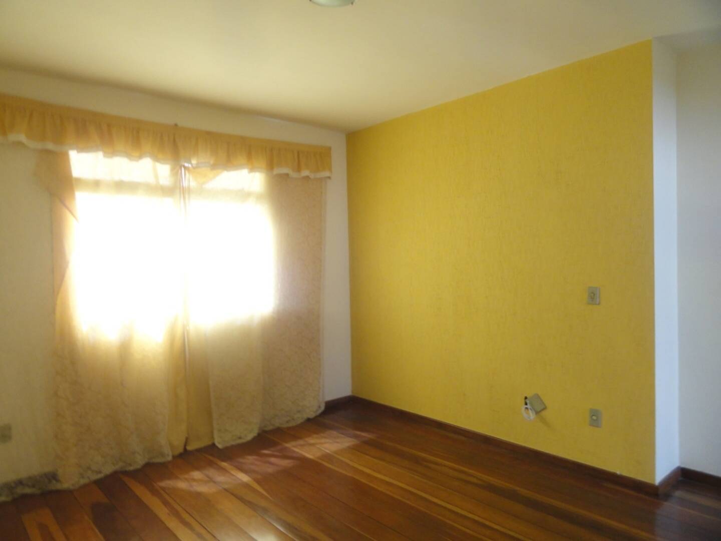 #737 - Apartamento para Locação em Belo Horizonte - MG