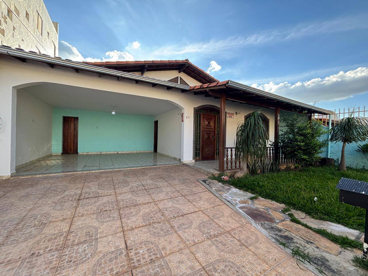 #1130 - Casa para Locação em Belo Horizonte - MG