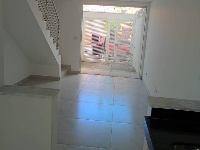 Casa para Venda em Belo Horizonte - 4